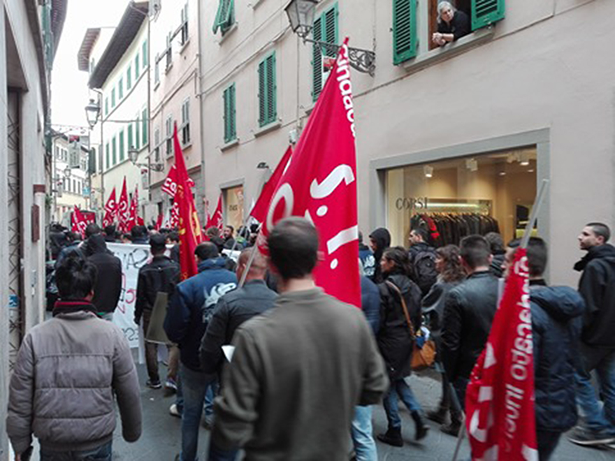 corteo cobas a Prato