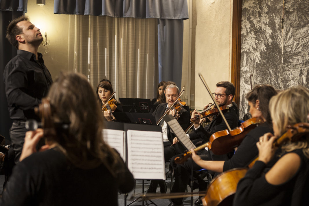 Un momento del concerto che ha inaugurato la stagione dell'Orchestra instabile di Arezzo