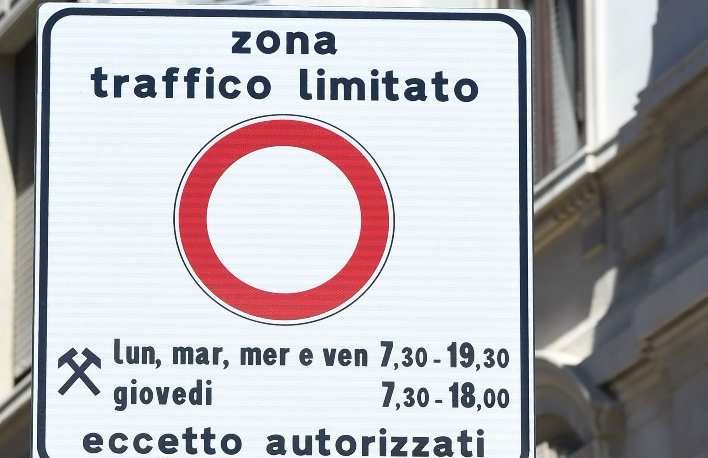 Ztl di Firenze off limits per 2.500 autovetture a partire dal primo gennaio