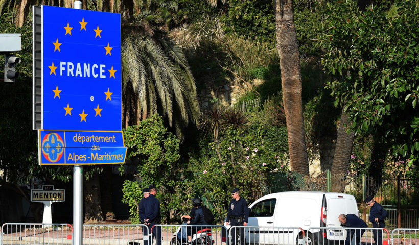 Gendarmeria al confine tra Francia e Italia