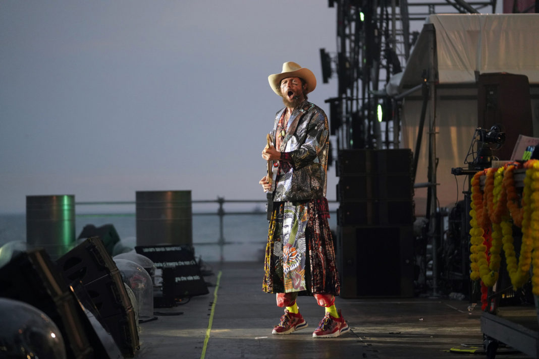 Jovanotti Jovanotti in un momento del Jova Beach Party 2019