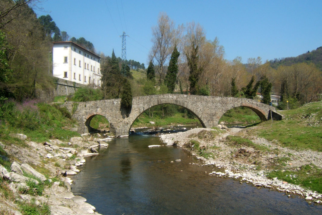 Ponte di Cerbaia in Val di Bisenzio