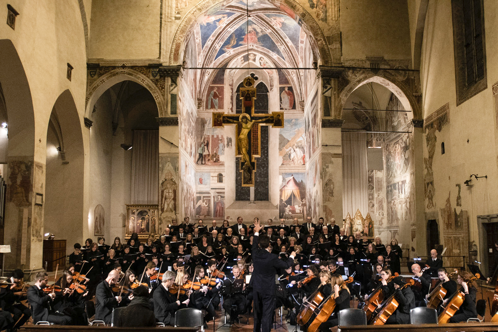 Oida torna a suonare nella Pieve di Santa Maria