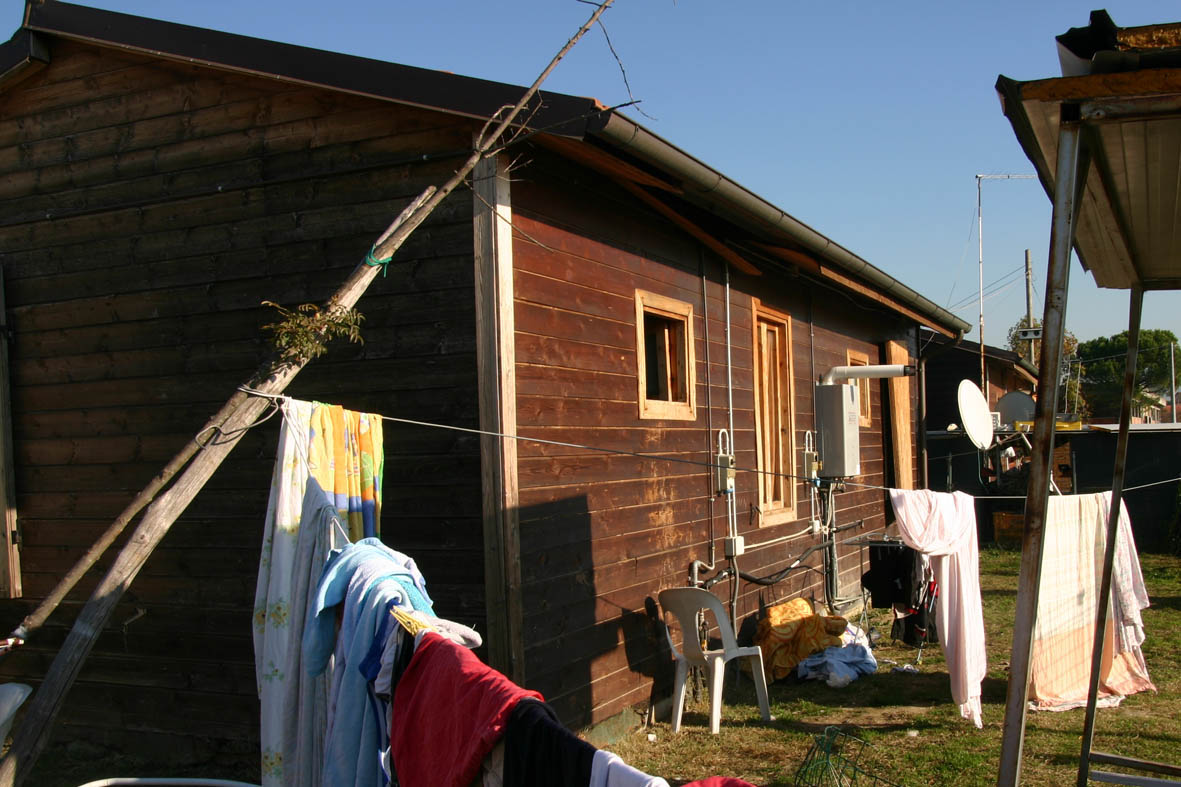 La paura del Covid 19 nei campi sinti: «Un solo caso creerebbe il panico»