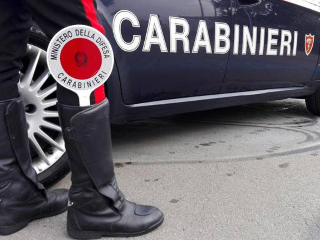 La gamba del carabiniere con la paletta