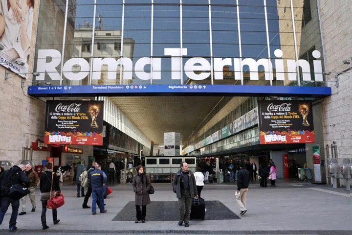 Stazione Termini, approda in Regione la chiusura dell’area food