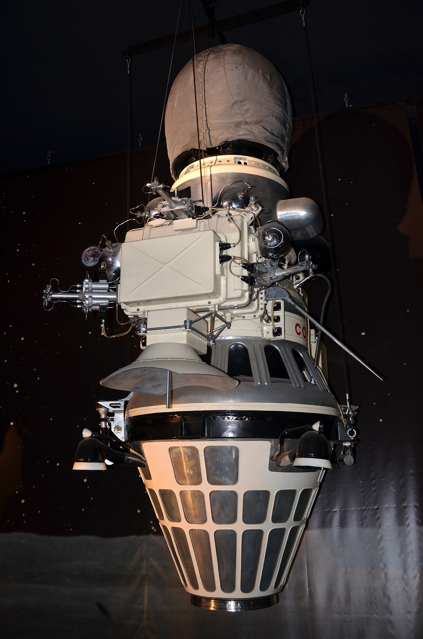 Luna 9: prima sonda dell’umanità, lanciata dall’URSS, ad atterrare sulla Luna