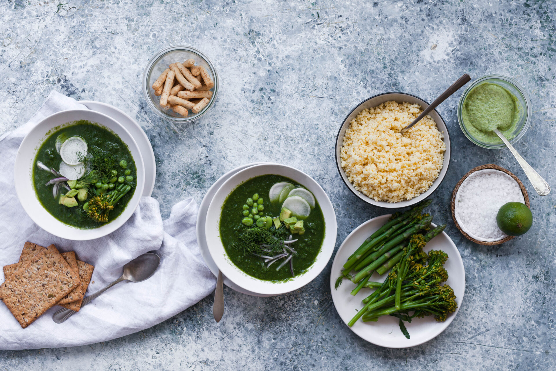 Quinoa, piselli e altro per una fresca zuppa