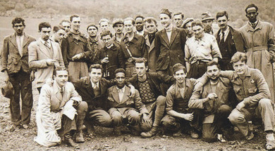 Partigiani d'Oltremare, la foto di gruppo in copertina