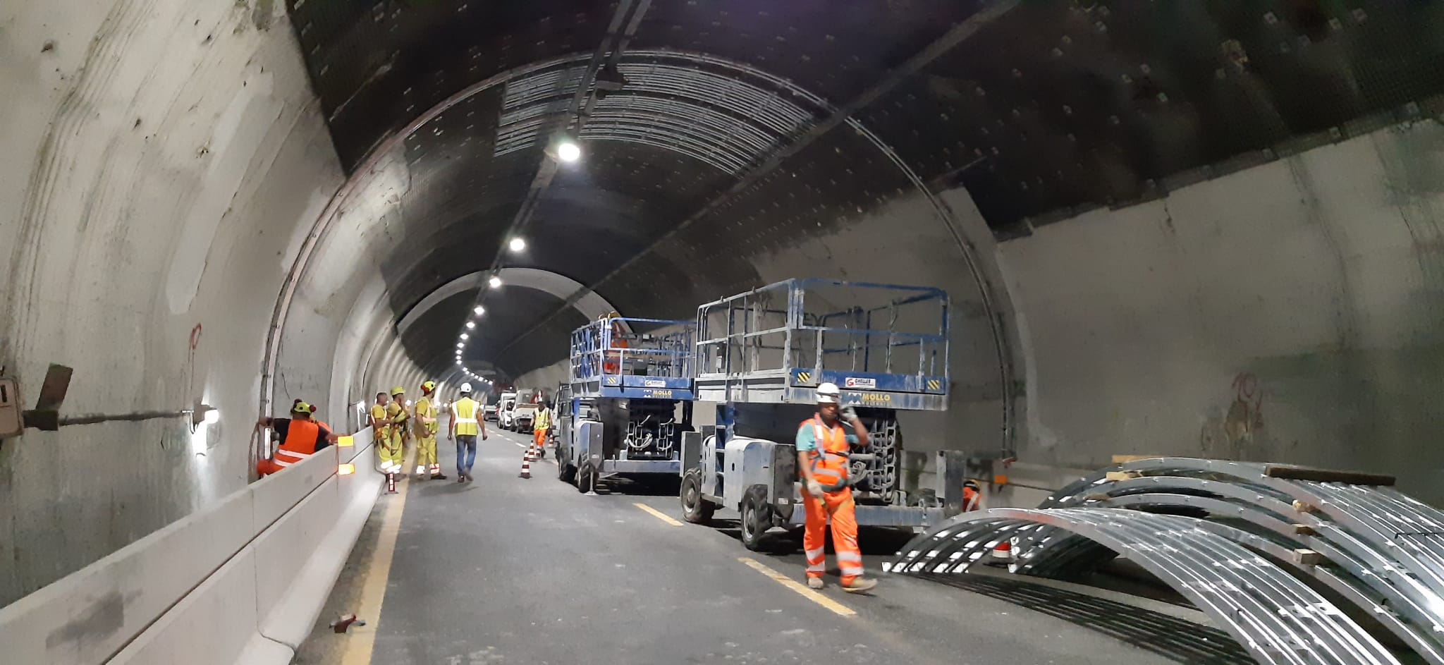 Autostrade, lavori in galleria sull'A1 in Liguria