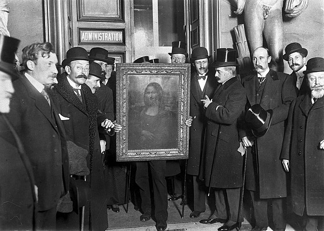 640px after photo for the return of gioconda at the louvre museum 1914