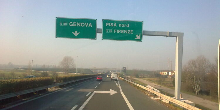 autostrada a12 km 151 2 750x375