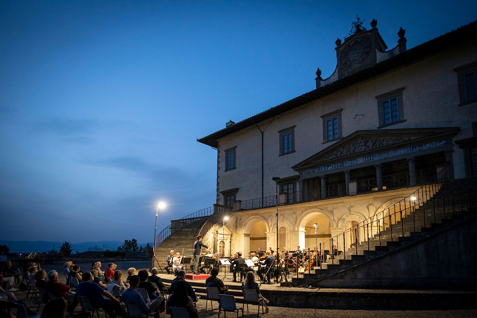 Dopo un’inaugurazione da tutto esaurito, ultimi biglietti anche per il concerto ORT alla Villa medicea di Poggio a Caiano