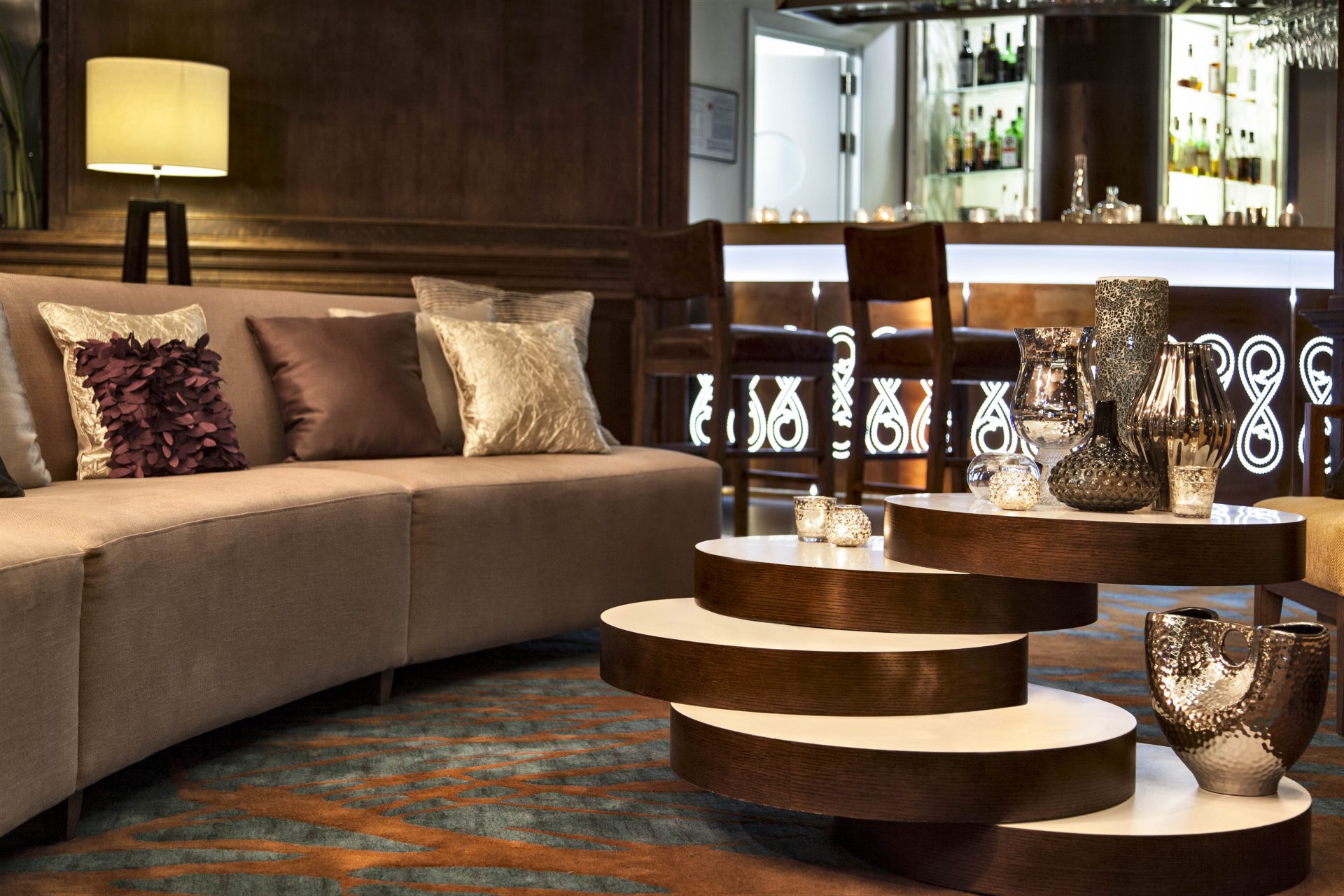 renaissance tuscany lobby2