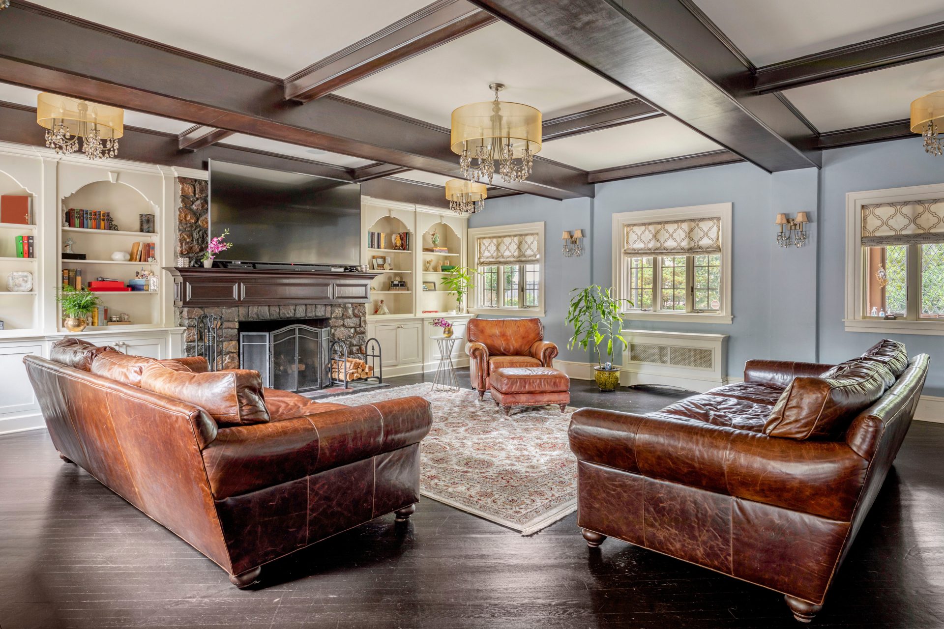godfather airbnb 02 living room credit marc mcandrews