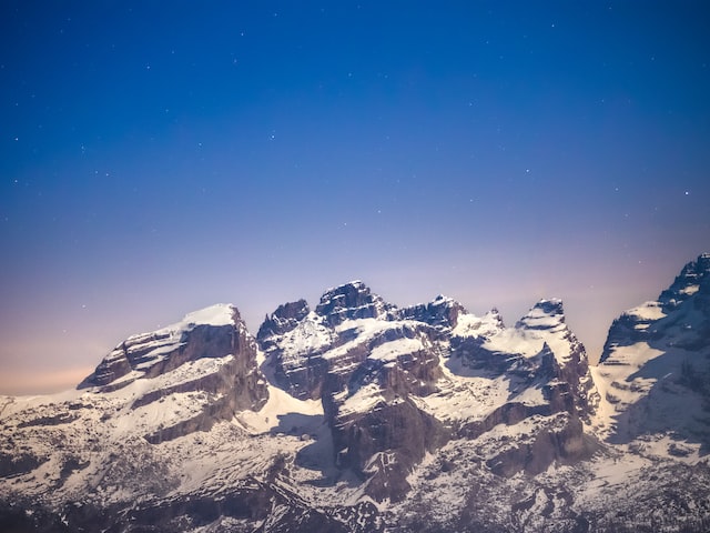 madonna di campiglio © marek piwnicki via unsplash