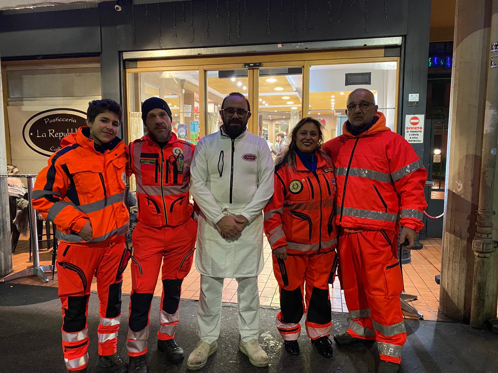 emergenza freddo croce d'oro e pasticceria la repubblica