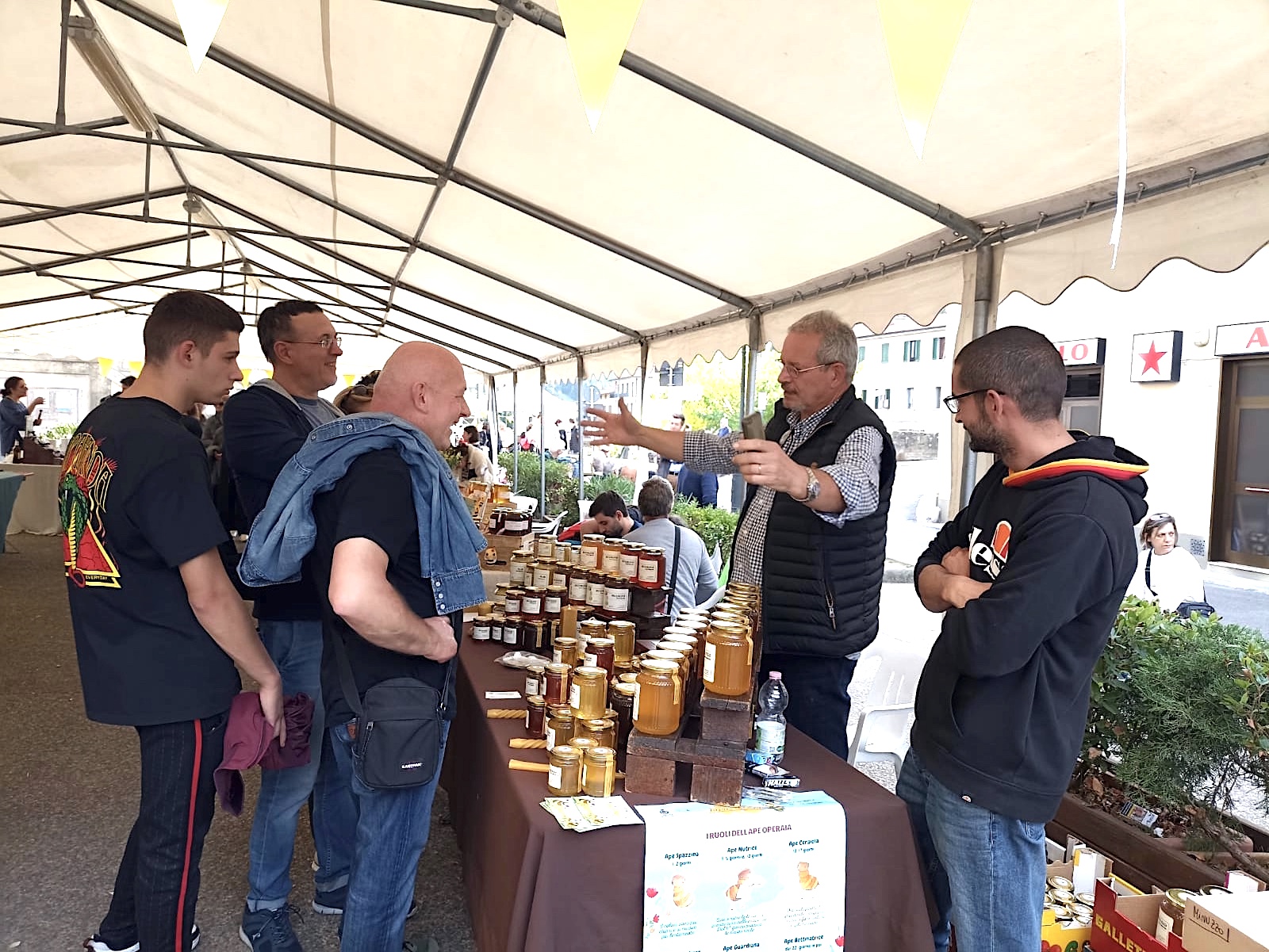 mostra mercato a vernio2