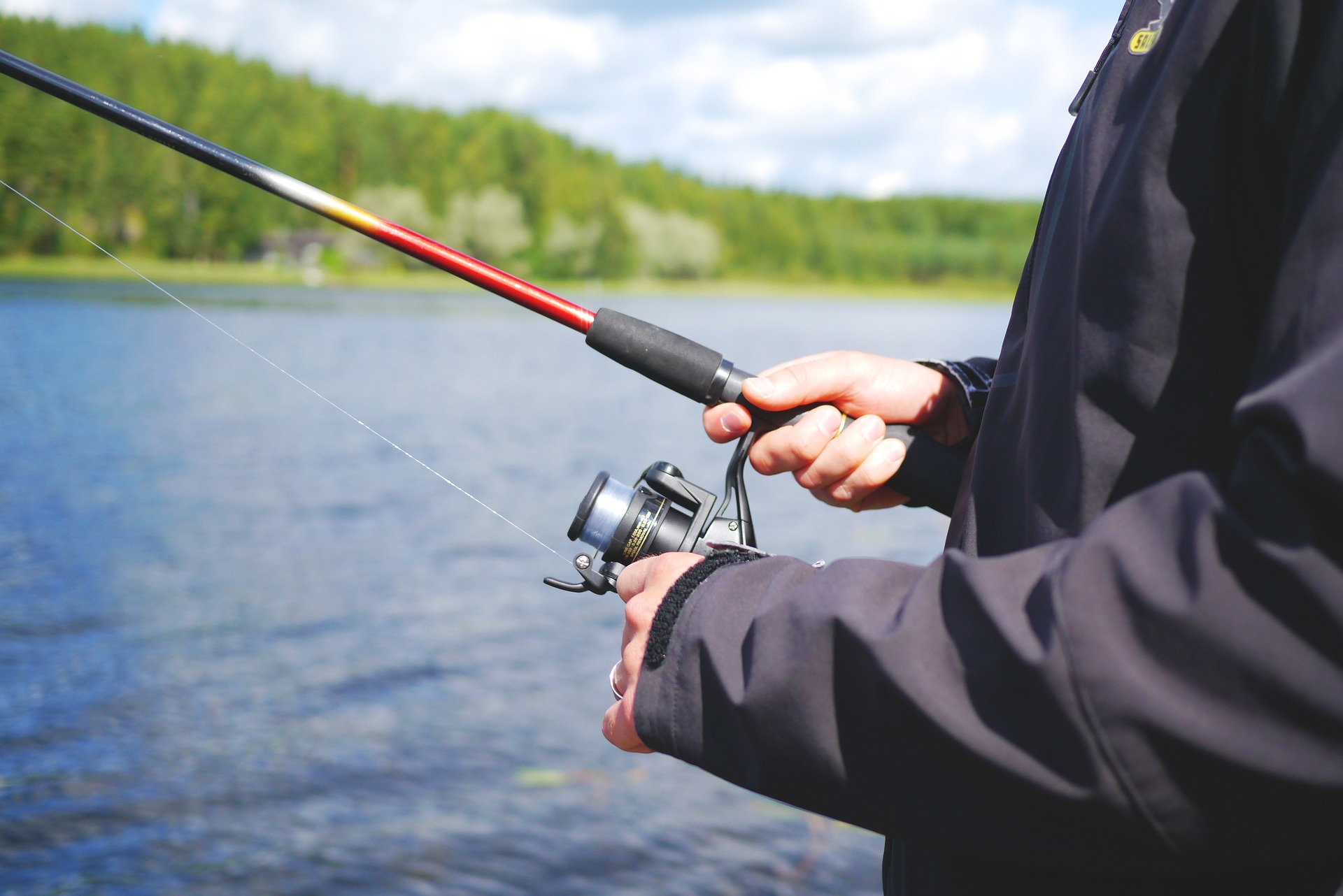 Pesca sportiva: tratti di fiume gestiti dalle associazioni.