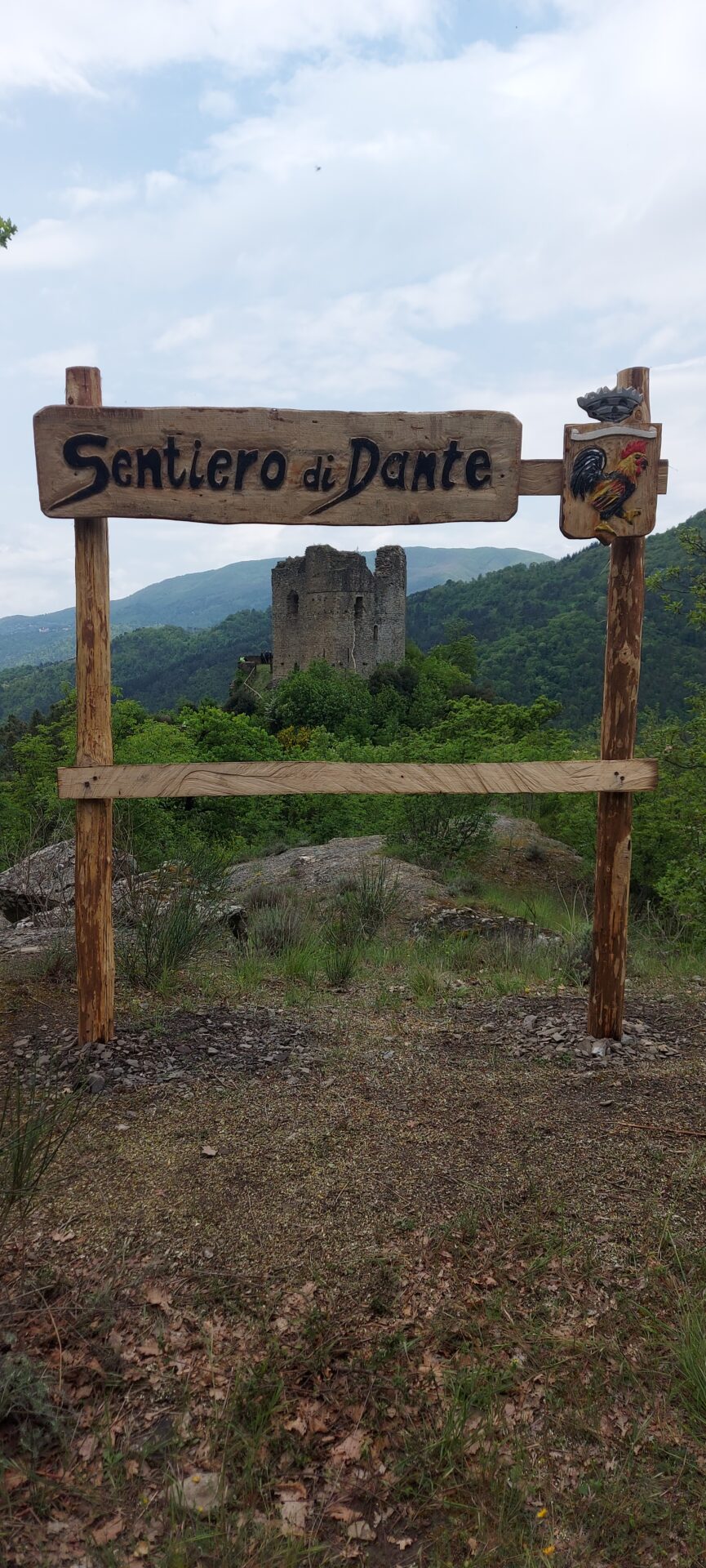 la rocca di cerbaia da sentiero di dante