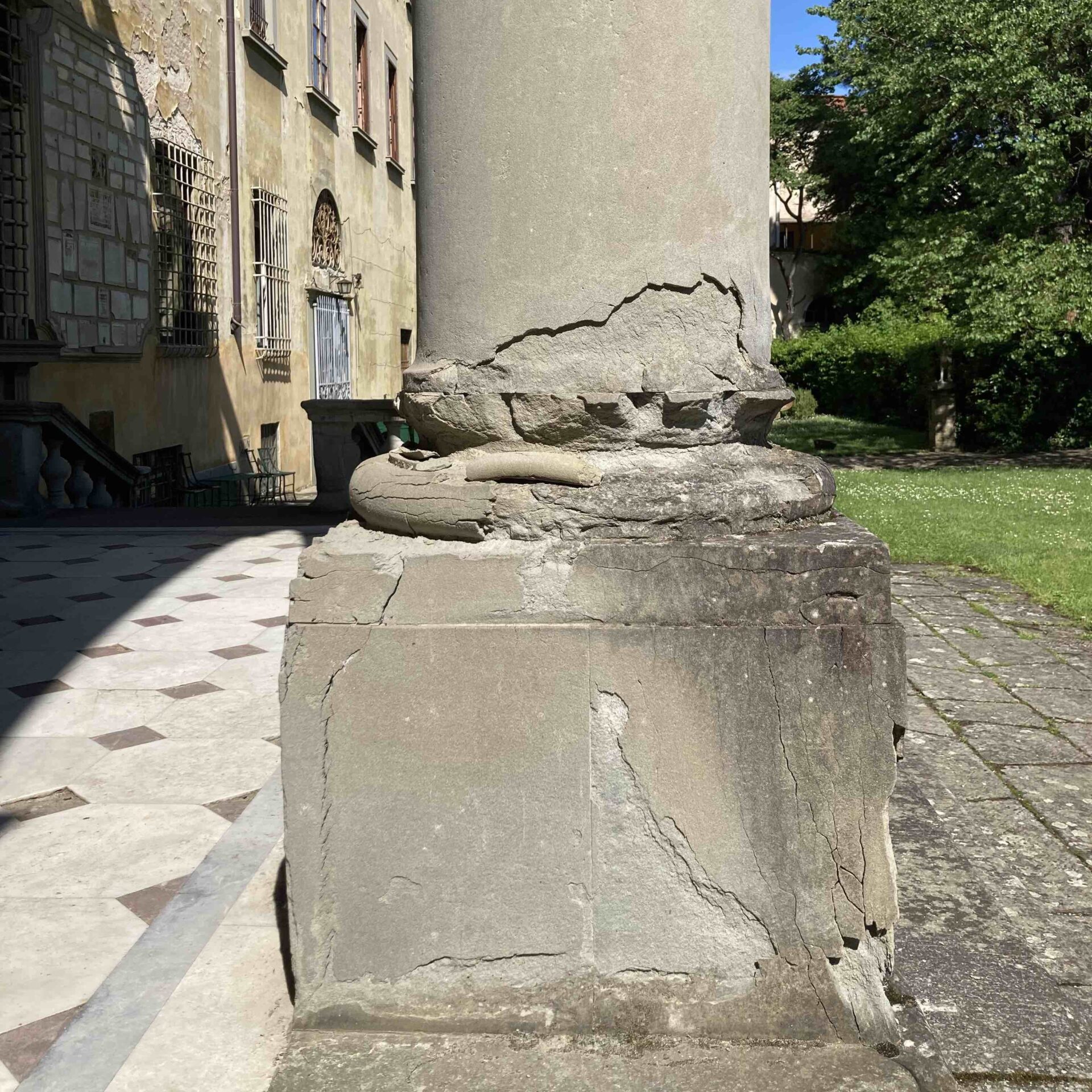 5 artigianato e palazzo loggia del buontalenti colonna