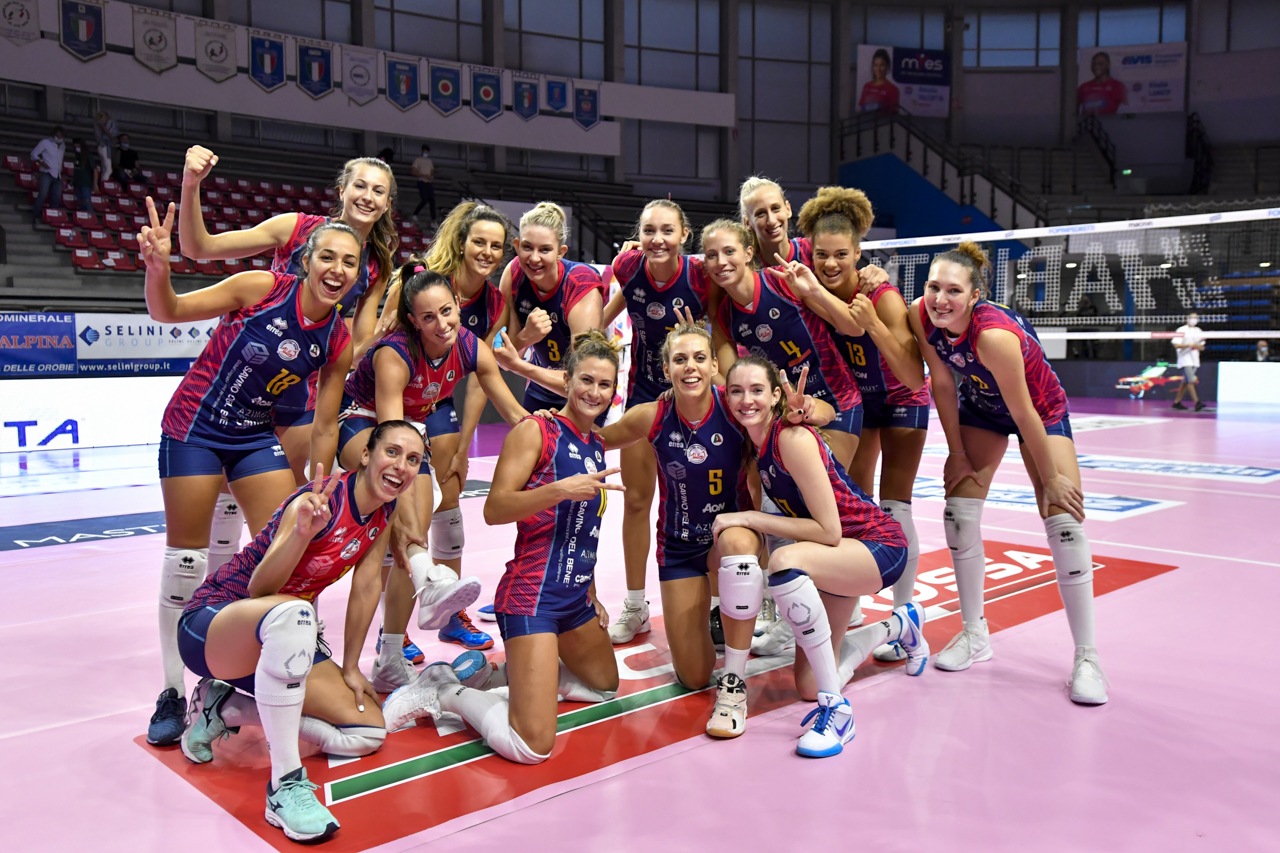 <strong>Sport: volley femminile, Gonfalone d’argento alla Savino Del Bene Scandicci</strong>
