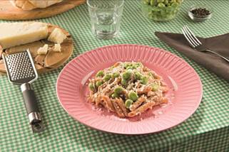 IN FORMA CON GUSTO CON LE PENNE FARMO PROTEIN CON FAVE E PECORINO