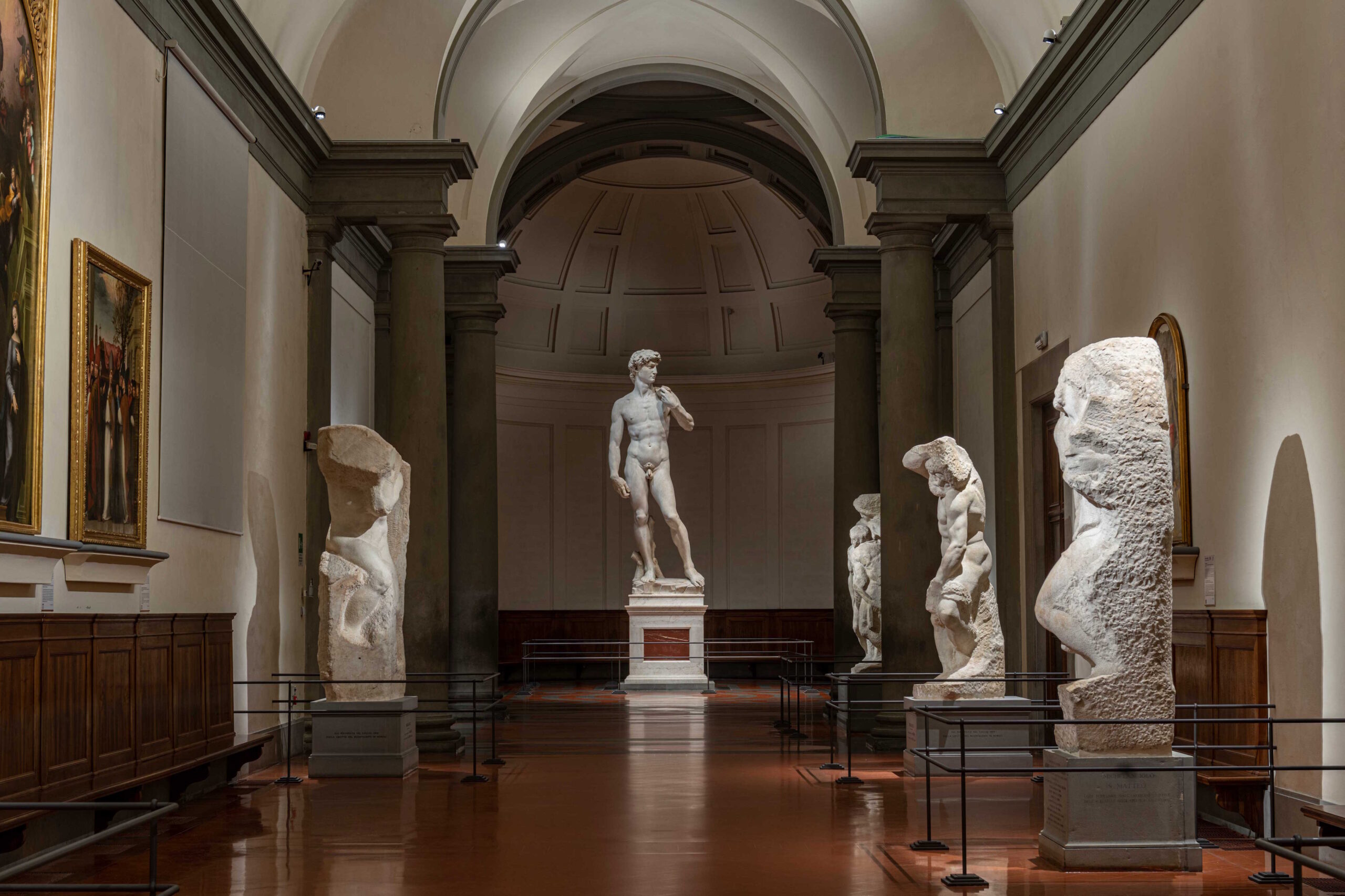 galleria dell'accademia di firenze luci sul david photo guido cozzi 374645 ok bassa
