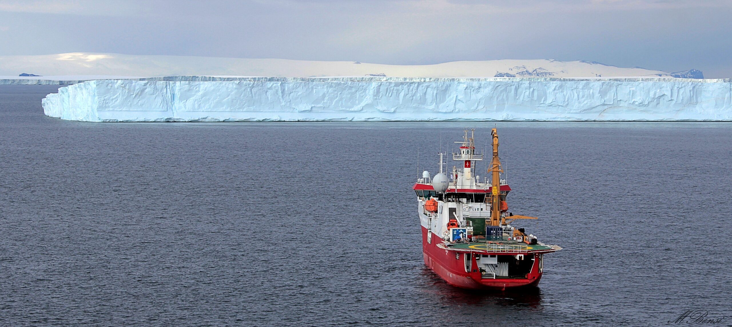 Cnr: <strong>Antartide: la rompighiaccio Laura Bassi parte dalla Nuova Zelanda per il Polo Sud  </strong>