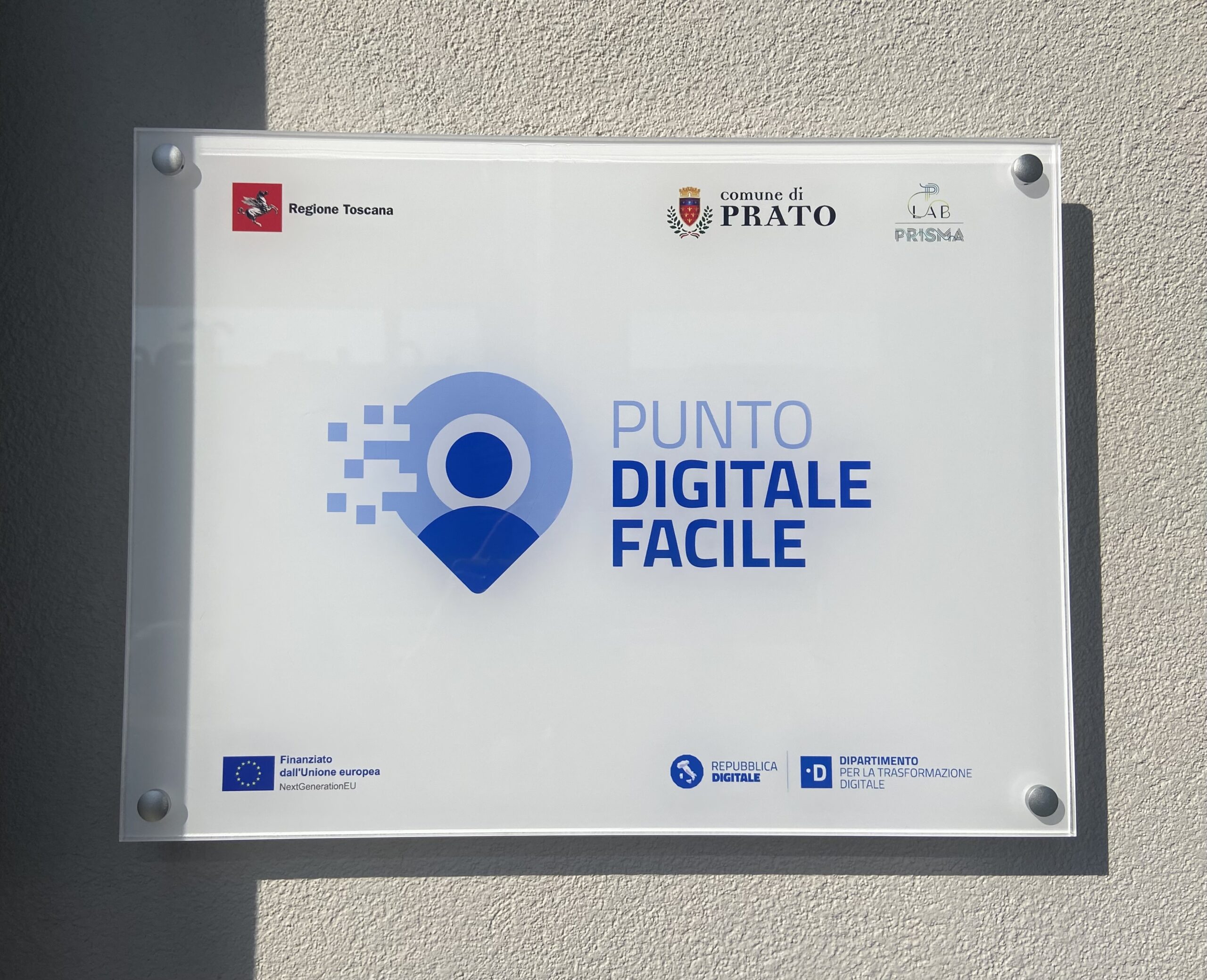 A Prato quattro nuovi Punti Digitale Facile per garantire a tutti l’accesso ai servizi in rete